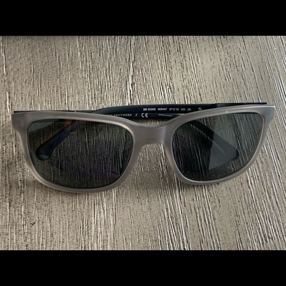 Brooks Brothers Sunglasses BB5026S